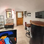 아파트 Small, Rustic, 산레모