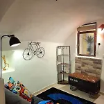 아파트 Small, Rustic,