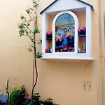 아파트 Small, Rustic, *