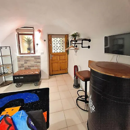 Apartment Small, Rustic, Sanremo