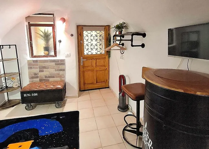 Apartment Small, Rustic, Sanremo