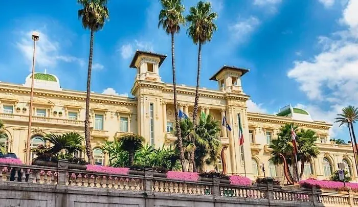 Small, Rustic, Sanremo