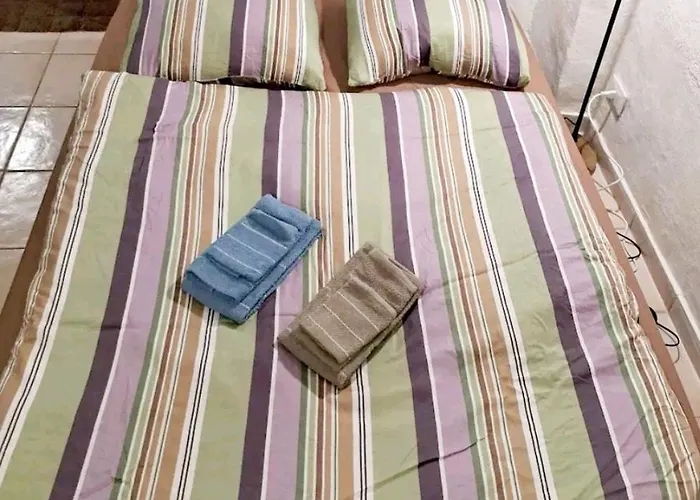 公寓 Small, Rustic, 圣雷默